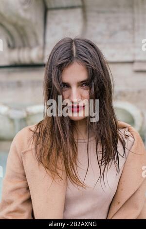 Portrait of a smiling woman Banque D'Images