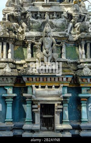 Statues dans le temple Sri Sivaraja Vinayagar à Colombo, Sri Lanka. Banque D'Images