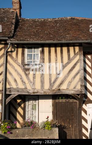 Beuvron-en-Auge (Normandie, nord-ouest de la France) : maisons à colombages au coeur du village Banque D'Images