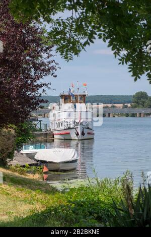 Rives de la Seine en Poses (Normandie, nord de la France) Banque D'Images