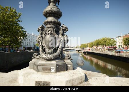 Vue le long des quais de la ville de Dublin, Irlande Banque D'Images