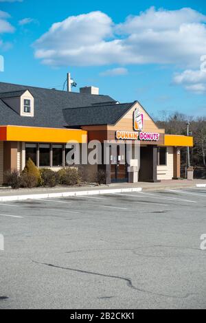 Extérieur du restaurant Dunkin Donuts Banque D'Images