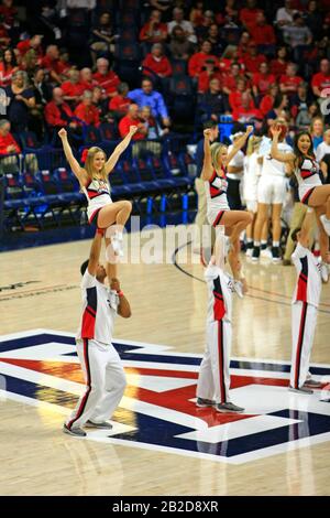 Arizona Vs Stanford Girls University jeu de basket-ball à l'arène de basket-ball UofA Mccale Memorial Center à Tucson AZ Banque D'Images