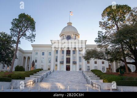 Le bâtiment du Capitole de l'État de l'Alabama à Montgomery, en Alabama, est situé sur Capitol Hill, à l'origine Goat Hill. Banque D'Images