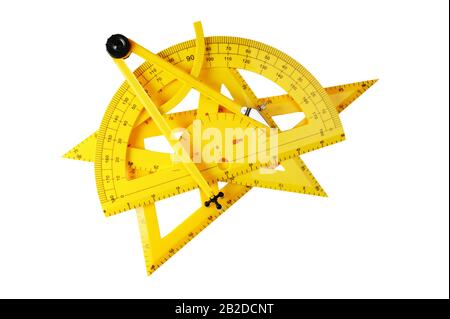 outils scolaires jaunes pour la géométrie isolée sur un fond blanc Banque D'Images