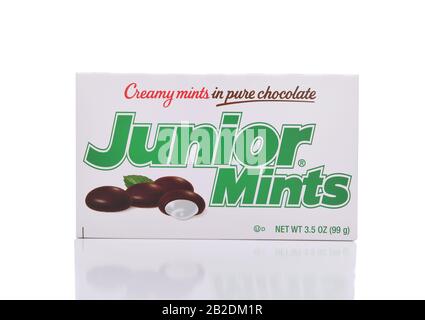 Irvine, CALIFORNIE - 22 JANVIER 2017 : mineurs juniors. Le bonbon a été introduit en 1949 à Cambridge, Massachusetts par la James O. Welch Company. Banque D'Images