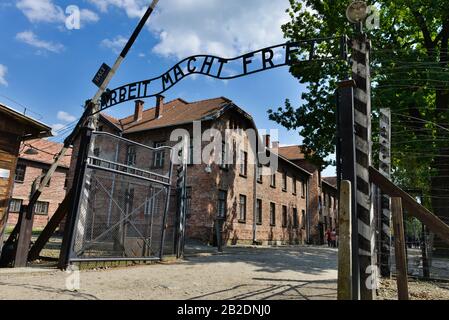 Eingangstor Stammlager, I, Konzentrationslager Auschwitz-Birkenau,, Auschwitz, Polen Banque D'Images