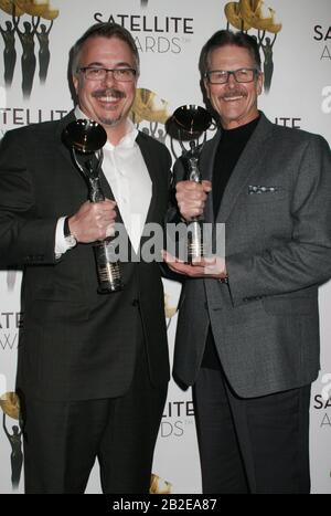 Vince Gilligan, Steve Stafford 03/01/2020 Le 24ème Prix Satellite Annuel - Salle De Presse Au Viceroy L'Ermitage Beverly Hills À Beverly Hills, Ca Photo D'Izumi Hasegawa/Hollywoodnewswire.net Crédit: Hollywood News Wire Inc./Alay Live News Banque D'Images