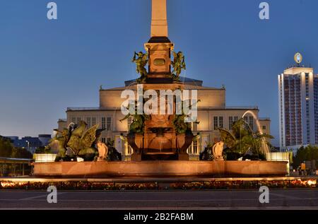 Mendebrunnen, Opéra, l'Augustplatz, Leipzig, Saxe, Allemagne Banque D'Images