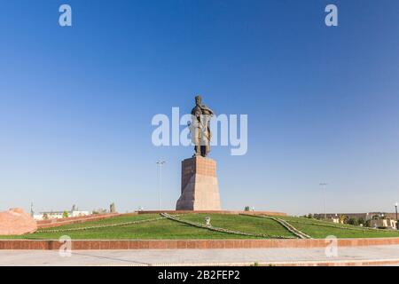 Statue du roi Timur, au palais Ak Saray, Shahrisabz, ou Shakhrisabz, région de Qashqadaryo, Ouzbékistan, Asie centrale, Asie Banque D'Images