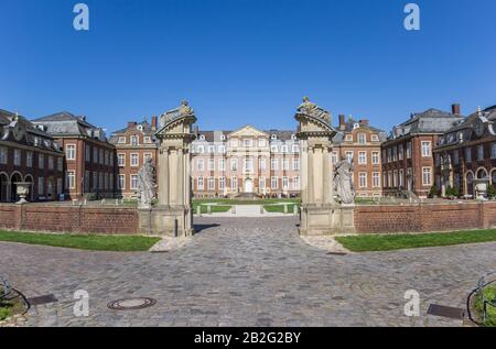 Porte d'entrée pour le château de Nordkirchen, Allemagne Banque D'Images