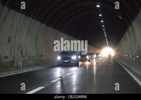 Autostrada A1 Milano-Napoli appelé Autostrada del Sole en Toscane, Italie. 24 Août 2019 © Wojciech Strozyk / Alay Stock Photo Banque D'Images