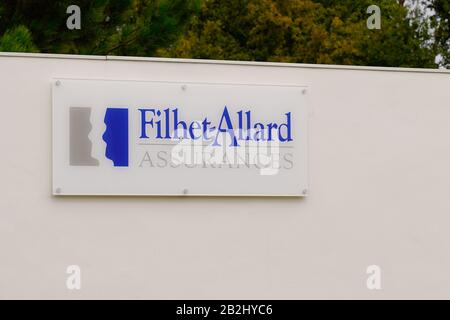 Bordeaux , Aquitaine / France - 10 02 2019 : assurance boutique de marque filhet-allard bureau commun français Banque D'Images