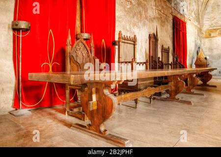 Table en bois médiévale Prix Chevalier Château Hunyad Hunedoara Roumanie Banque D'Images
