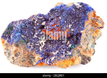 L'azurite est un minéral de cuivre bleu profond produit par l'altération des gisements de minerai de cuivre Banque D'Images