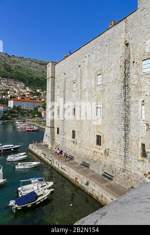 Forteresse de Saint-Jean ou forteresse de Saint-Jean à l'entrée du port de Dubrovnik, Croatie Banque D'Images