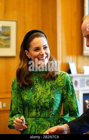 Le duc et la duchesse de Cambridge rencontrent Leo Varadkar, Taoiseach d'Irlande, et son partenaire Matt Barrett aux bâtiments du gouvernement, Dublin, lors de leur visite de trois jours en République d'Irlande. Photo PA. Date De L'Image: Mardi 3 Mars 2020. Voir l'histoire de PA ROYAL Cambridge. Crédit photo devrait lire: Arthur Edwards/le Fil Sun/PA Banque D'Images