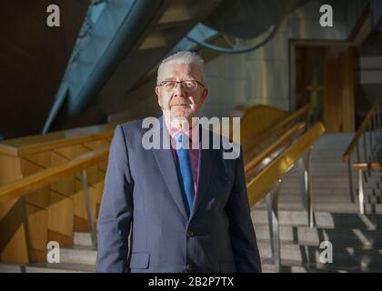 Édimbourg, Royaume-Uni. 3 mars 2020. Photo : Michael Russell MSP - Secrétaire du Cabinet pour les affaires gouvernementales et les relations constitutionnelles depuis le 26 juin 2018 et membre du Parlement écossais d'Argyll et de Bute. Il a annoncé cette semaine qu'il allait se mettre en place lors des prochaines élections de Holyrood 2021. Crédit : Colin Fisher/Alay Live News Banque D'Images