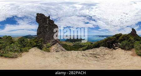 Vue panoramique à 360° de Vue depuis Mt. Manaia, Whangarei, Whangarei Heads, Île Du Nord, Nouvelle-Zélande.