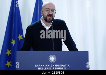 Kastanies, Grèce. 3 mars 2020. Le président du Conseil européen Charles Michel assiste à une conférence de presse dans la ville de Kastanies dans la région d'Evros, dans le nord-est de la Grèce, le 3 mars 2020. Les dirigeants des institutions de l'Union européenne (UE) ont exprimé mardi leur soutien à la Grèce et leur détermination à une réponse européenne commune au défi des réfugiés et des migrants après une visite à la frontière terrestre entre la Grèce et la Turquie. Crédit: Xinhua/Alay Live News Banque D'Images