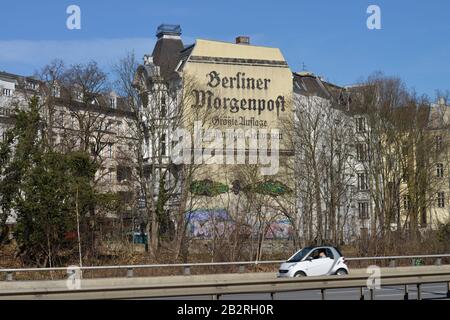 Werbung, Berliner Morgenpost, Wielandstrasse, Schöneberg, Berlin, Deutschland Banque D'Images