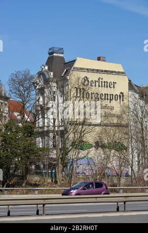 Werbung, Berliner Morgenpost, Wielandstrasse, Schöneberg, Berlin, Deutschland Banque D'Images