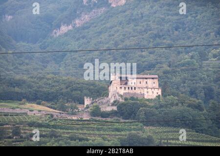 Roman Castelnuovo Di Noarna À Noarna, Trentin-Haut-Adige, Italie. 24 Août 2019 © Wojciech Strozyk / Alay Stock Photo Banque D'Images