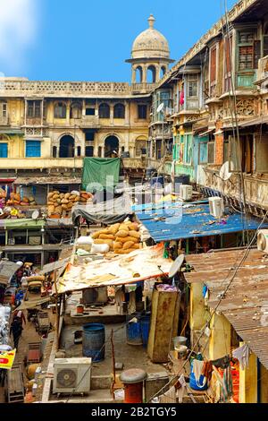 Appartements Près De La Mosquée Fatehpuri Masjid Et Du Bazar Chandni Chowk, Old Delhi, Inde Banque D'Images