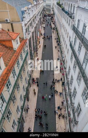 Rua do Carmo est une rue commerçante piétonne de Lisbonne Portugal Banque D'Images