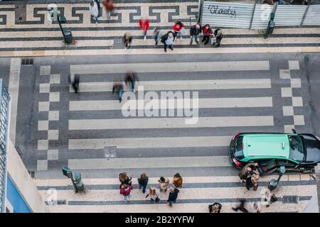 Rua do Carmo est une rue commerçante piétonne de Lisbonne Portugal Banque D'Images