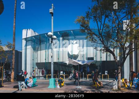 Santa Monica, Californie - 15 février 2020 : Apple Store sur la 3ème rue Promenade à Santa Monica CA États-Unis. Banque D'Images