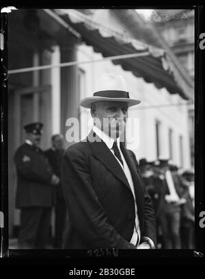 Général) Taufflieb, ancien commandant des armées françaises, à la Maison Blanche Banque D'Images