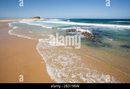 Célèbre plage Nobbies à Newcastle, Banque D'Images