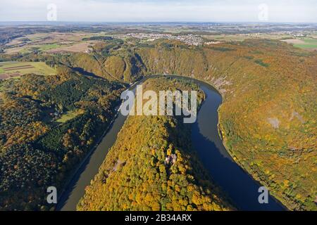 , boucle Saar et château de Montclair près d'Orschoz, 18.10.2012, vue aérienne, Allemagne, Sarre, Mettlach Banque D'Images
