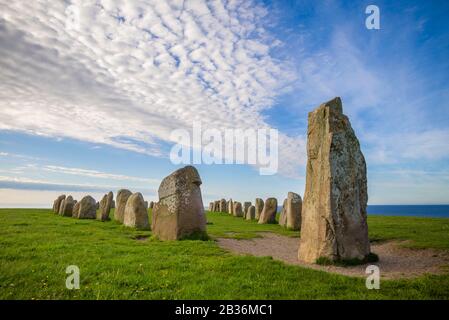 Suède, Sud de la Suède, Kaseberga, Ales Stenar, Ale's Stones, site rituel des premiers peuples, 600 AD Banque D'Images