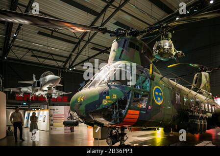 Suède, Sud-est de la Suède, Linkoping, Flygvafen Museum, Musée suédois de l'armée de l'air, galerie d'avions militaires Sweidsh contemporains Banque D'Images