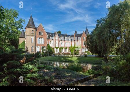 La France, l'Allier, Villeneuve sur Allier, Balaine Arboretum, le château Banque D'Images