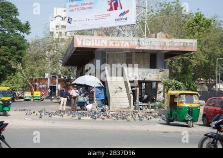 Ahmedabad / Inde / 11 avril 2017: Ancienne gare routière indienne à Ahmedabad Banque D'Images