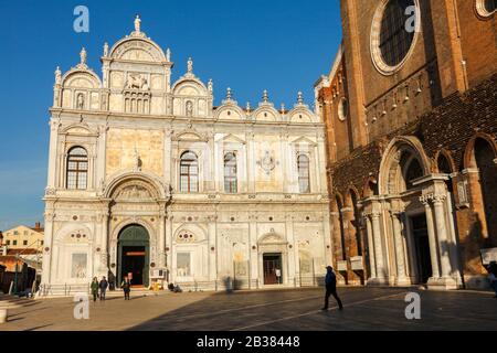 Campo di Santi Giovanni e Paolo, Scuola Grande di San Marco, Venice, Veneto, Italie Banque D'Images