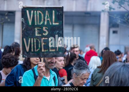 Manifestation populaire pendant 43 ans du putsch pendant la Journée nationale de la mémoire, de la vérité et de la justice qui rappellent ces 30000 déparus en Argentine Banque D'Images