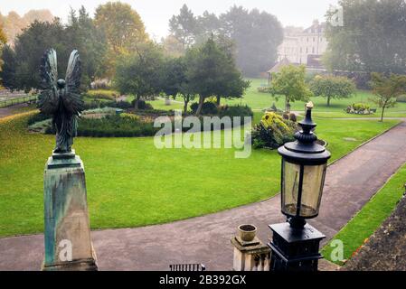 Parade Gardens à Bath, Angleterre. Banque D'Images