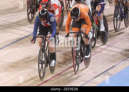 Jennifer Valente des Etats-Unis et Kirsten Wild de Nederlandt Women's Omnium - Scratch Race 14 au cours des Championnats du monde de cyclisme sur piste de 2020 de l'UCI Présentés par Tissot le 28 février 2020 au Velodrome de Berlin, Allemagne - photo Laurent Lairys / DPPI Banque D'Images