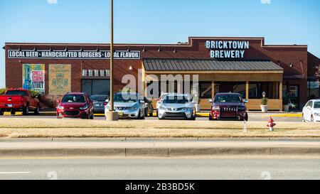 Bricktown Brewery, un établissement de chaînes proposant des bières artisanales et une bonne cuisine. Wichita, Kansas, États-Unis. Banque D'Images