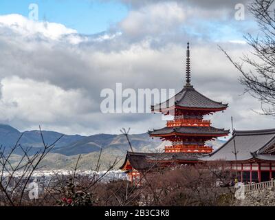 • La Pagode Koyasu Au Temple De Kiyomizu Dera À Kyoto, Au Japon. Banque D'Images