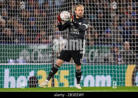 Leicester, Royaume-Uni. 04 mars 2020. Kasper Schmeichel de Leicester City lors du cinquième match de la FA Cup entre Leicester City et Birmingham City au King Power Stadium le 4 mars 2020 à Leicester, en Angleterre. (Photo de Daniel Chesterton/phcimages.com) crédit : Images PHC/Alay Live News Banque D'Images