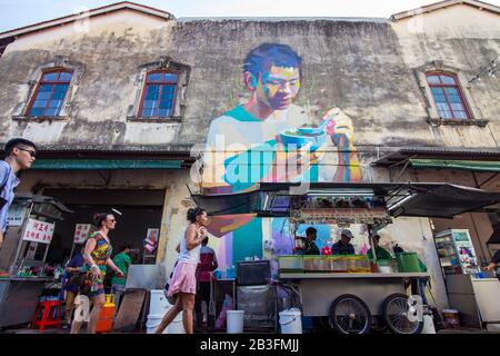 George TOWN, PENANG / MALAYSIA 09-09-2019: Le célèbre stand de Penang Cendol attirant des touristes du monde entier pour faire la queue et goûter la ma unique Banque D'Images