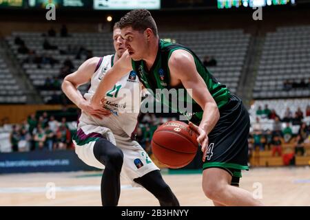 Badalona, Espagne. 04 mars 2020. Joel Parra de Joventut Badalona lors du match de deuxième stade de l'ULEB EuroCup, le Groupe H a joué entre Joventut Badalona et Unicaja à Palau Olimpic de Badalona le 4 mars 2020 à Badalona, en Espagne. Crédit: Dax/ESPA/Alay Live News Banque D'Images