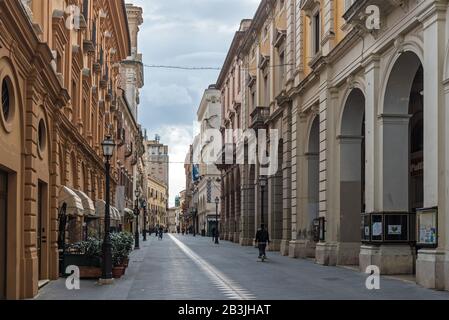 Chieti (Italie) - Vue Sur le centre historique de Chieti, la capitale provinciale de la région des Abruzzes, au centre de l'Italie Banque D'Images