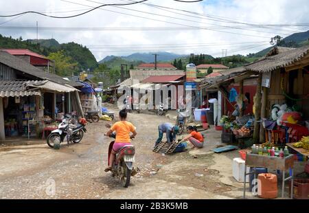 Dorf, Tha Pin, Vietnam Banque D'Images