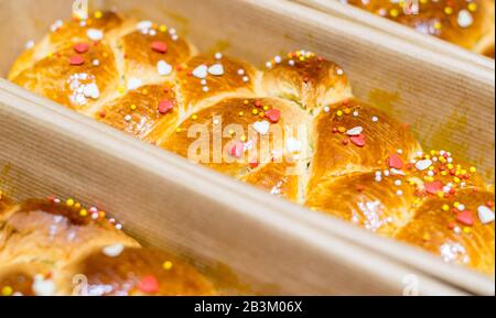 Le Cozonac traditionnel connaît aussi Kozunak, Pasqua, Tsoureki, Choreg. C'est un type de pain Stollen ou sucré à la levain préparé pour Pâques et pour chaque Banque D'Images